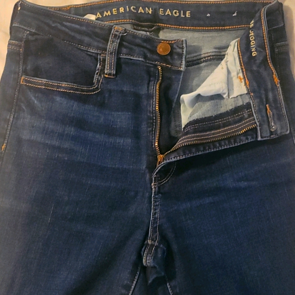American Eagle Super Hi-Rise Jegging